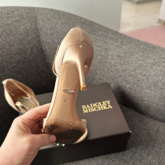 Badgley Mischka Crystal Shoes - Picture 5 of 10